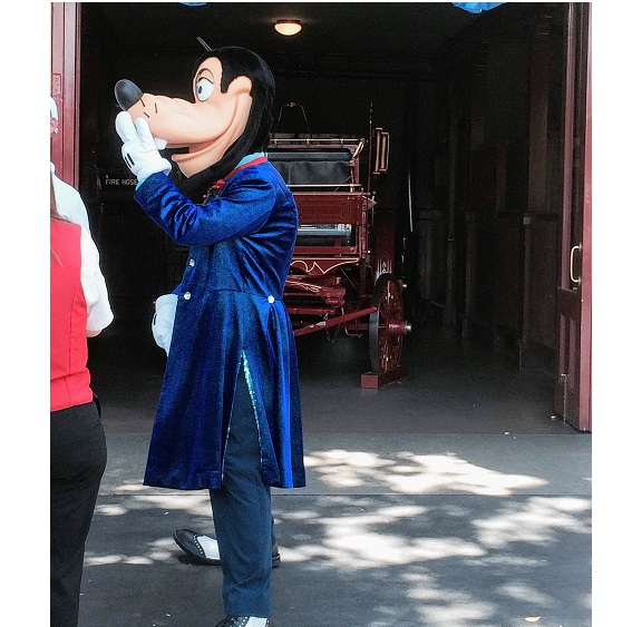 Disneyland 60th Birthday Goofy